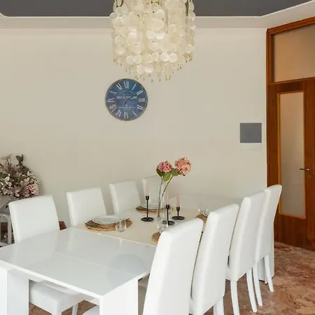 Altido Great 2br Apt With Parking In Country *